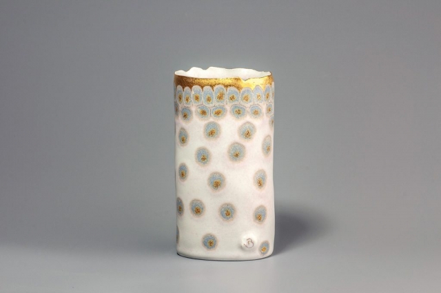 Stephanie Bertholon Vase blanc à points